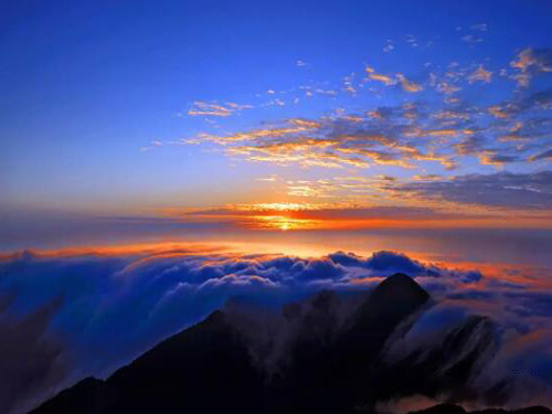 南岳日落风景